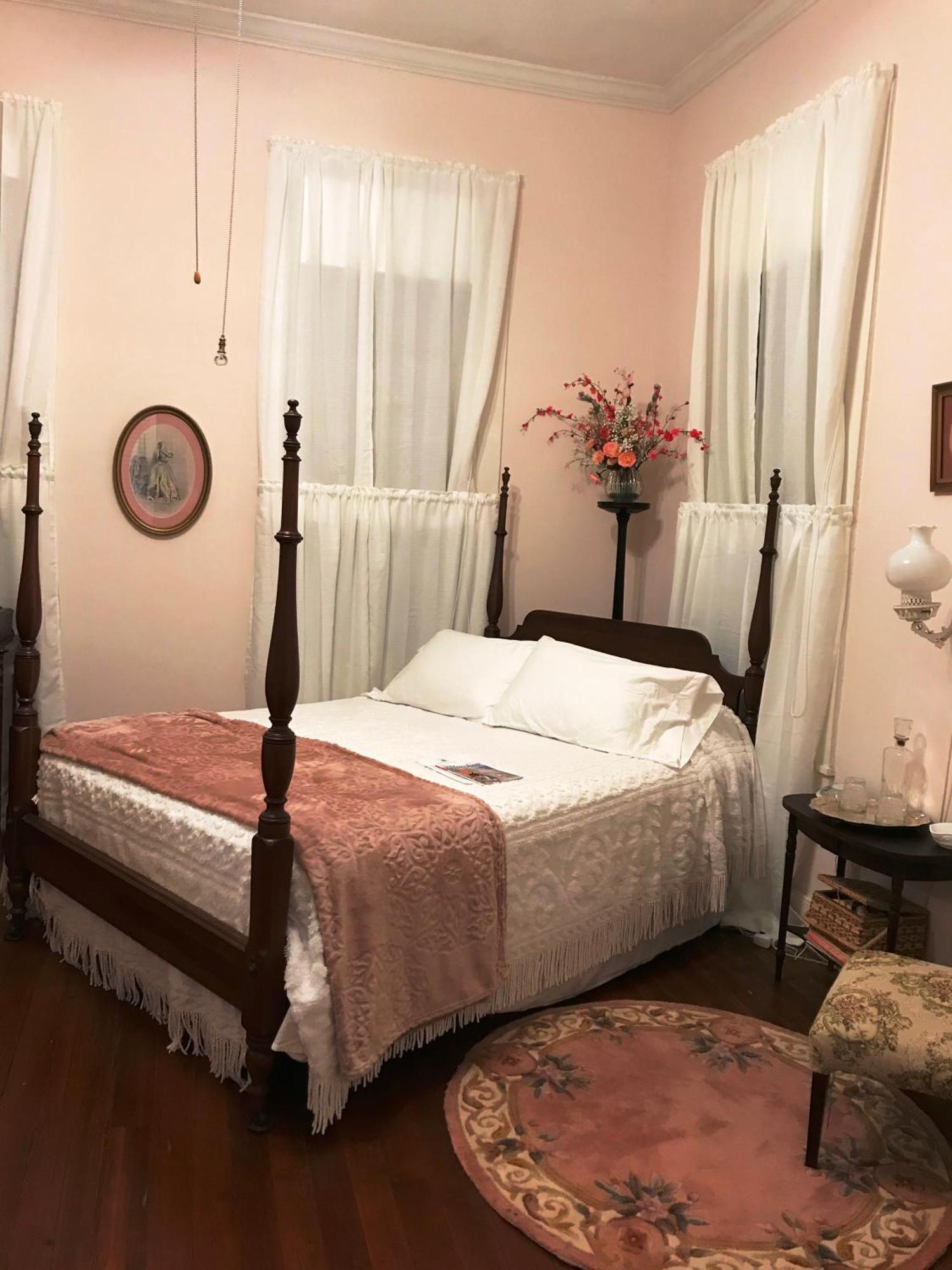 Riverboat Bed & Breakfast 纳奇兹 外观 照片
